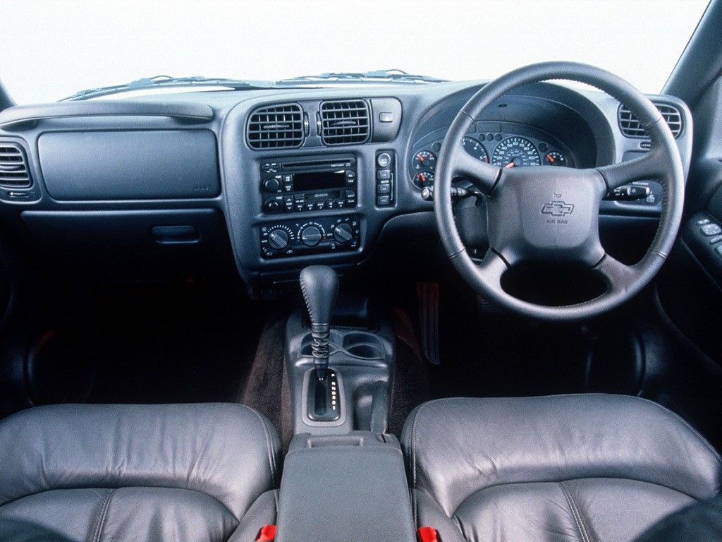 2000 chevrolet blazer interior