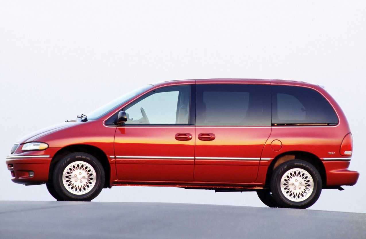 1996 chrysler town and country minivan