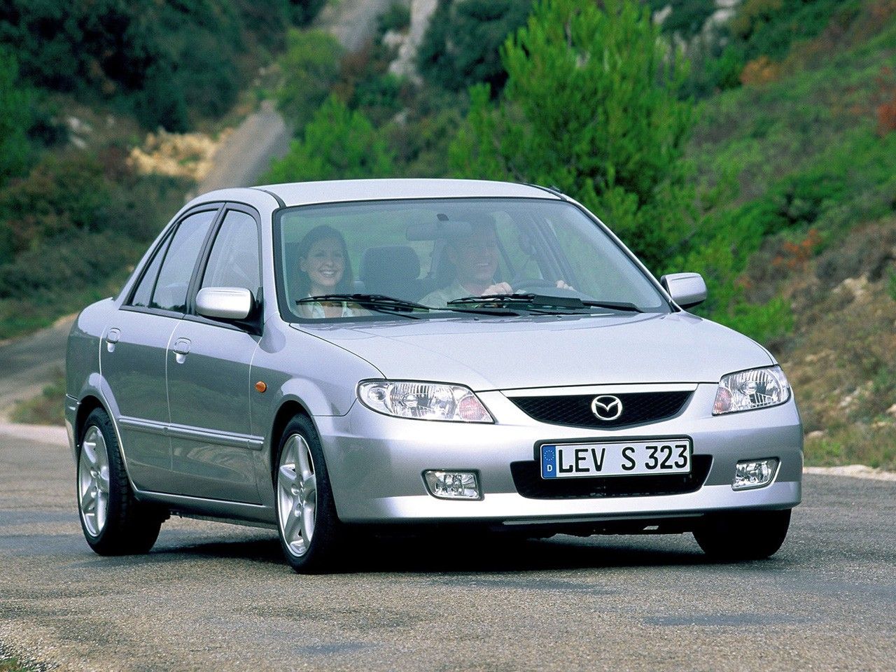 Kelebihan Kekurangan Mazda 323 2000 Murah Berkualitas
