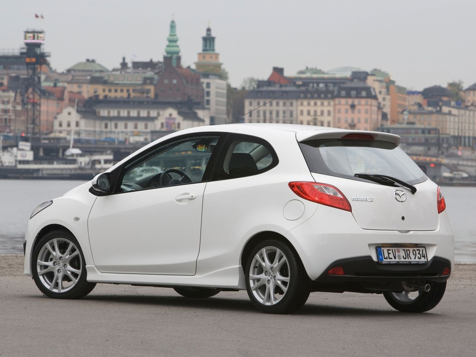Mazda Mazda2