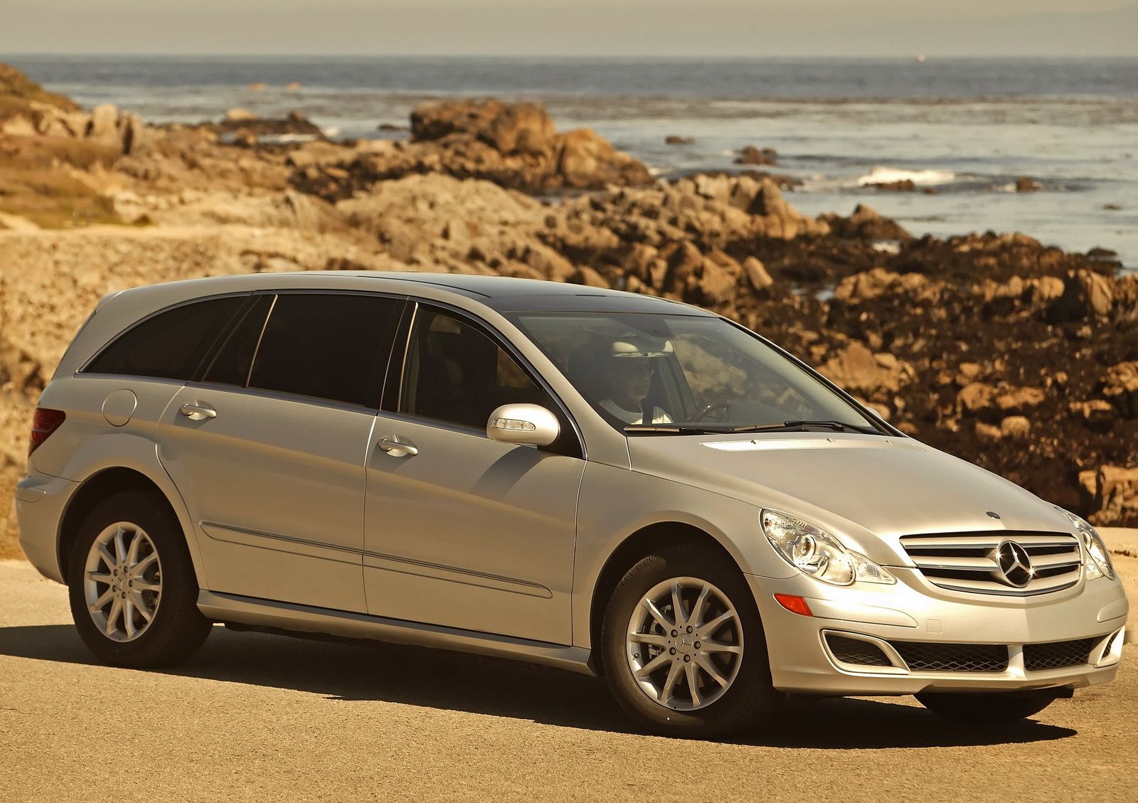 mercedes minivan