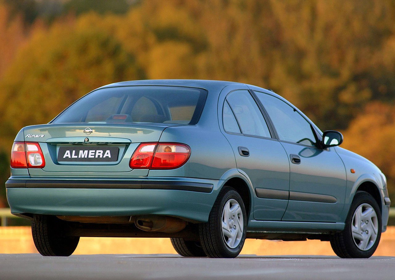 Nissan Almera