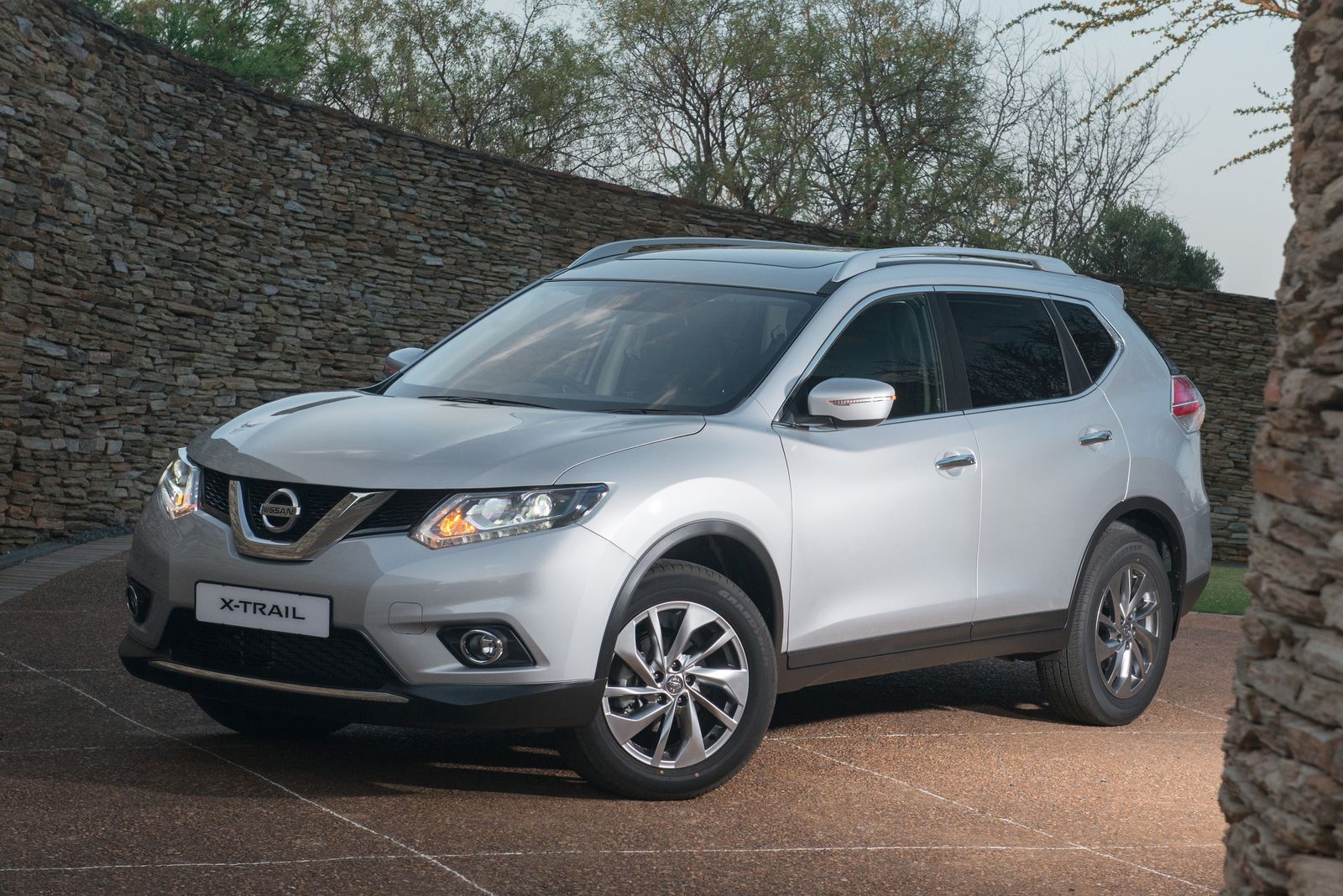 Nissan X Trail
