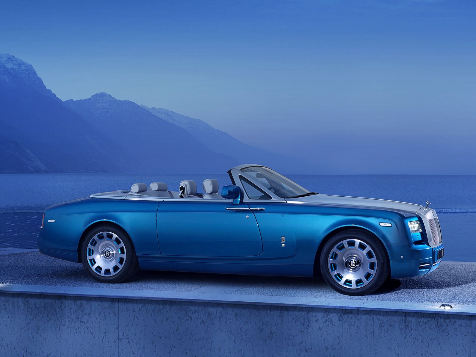 Rolls Royce Phantom