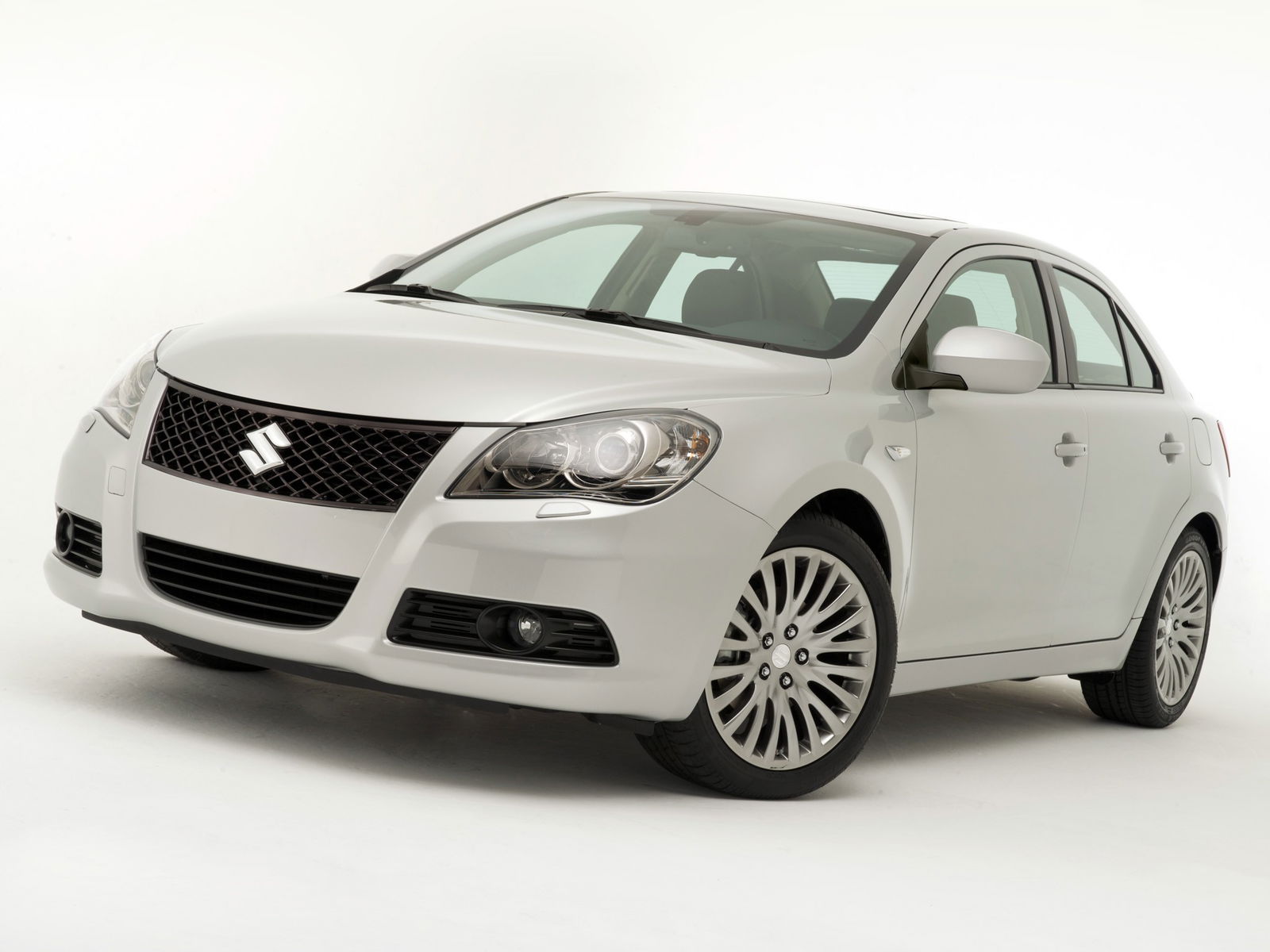 Suzuki Kizashi