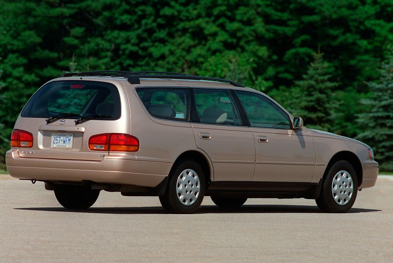 TOYOTA%2FCAMRY%2Fwagon%2F5%2F1992%2Fexterior-photos%2Fo%2Ftoyota-camry-wagon-5-doors-1992-model-exterior-photos-0.jpg