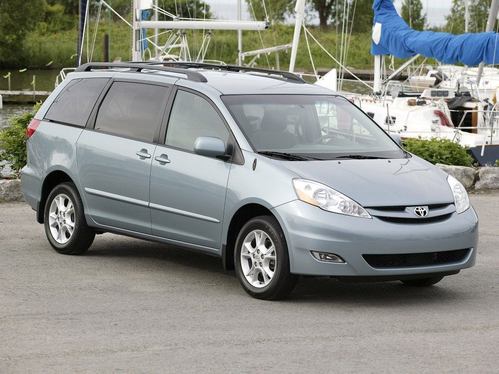 toyota sienna cargo van