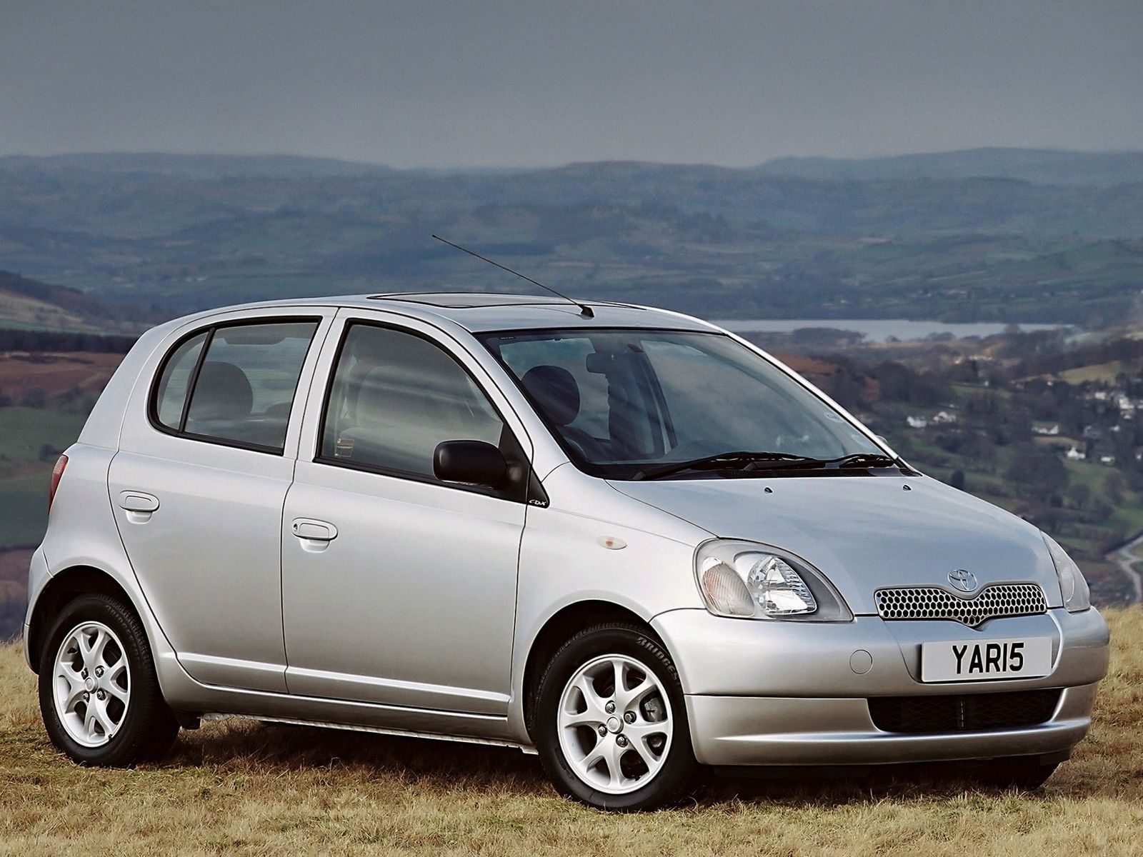 Kekurangan Toyota Yaris 2001 Spesifikasi