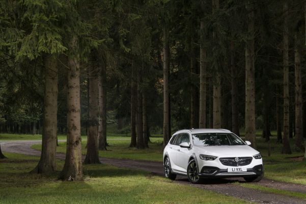 Vauxhall Insignia Country Tourer