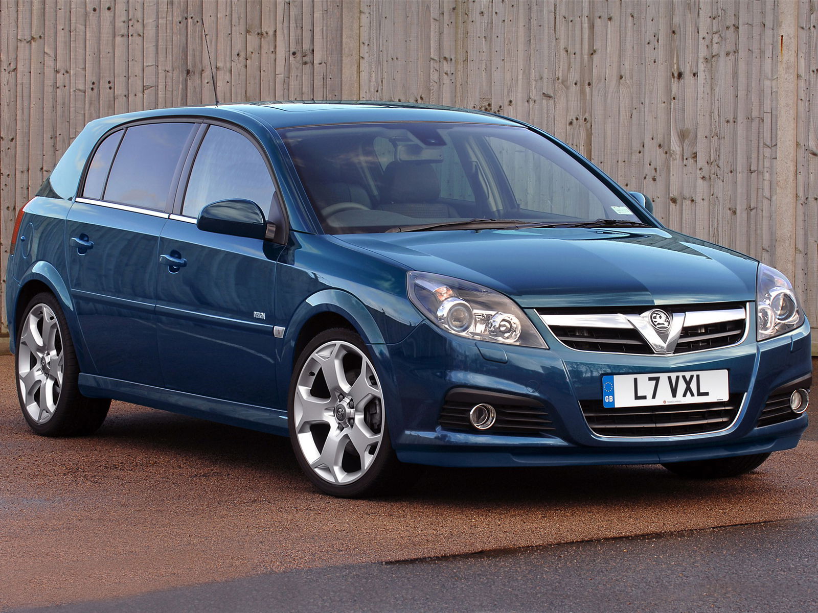 Vauxhall Signum