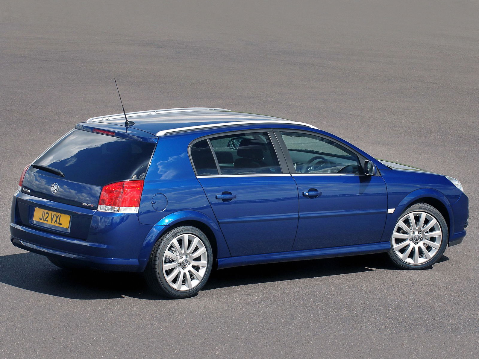 Vauxhall Signum