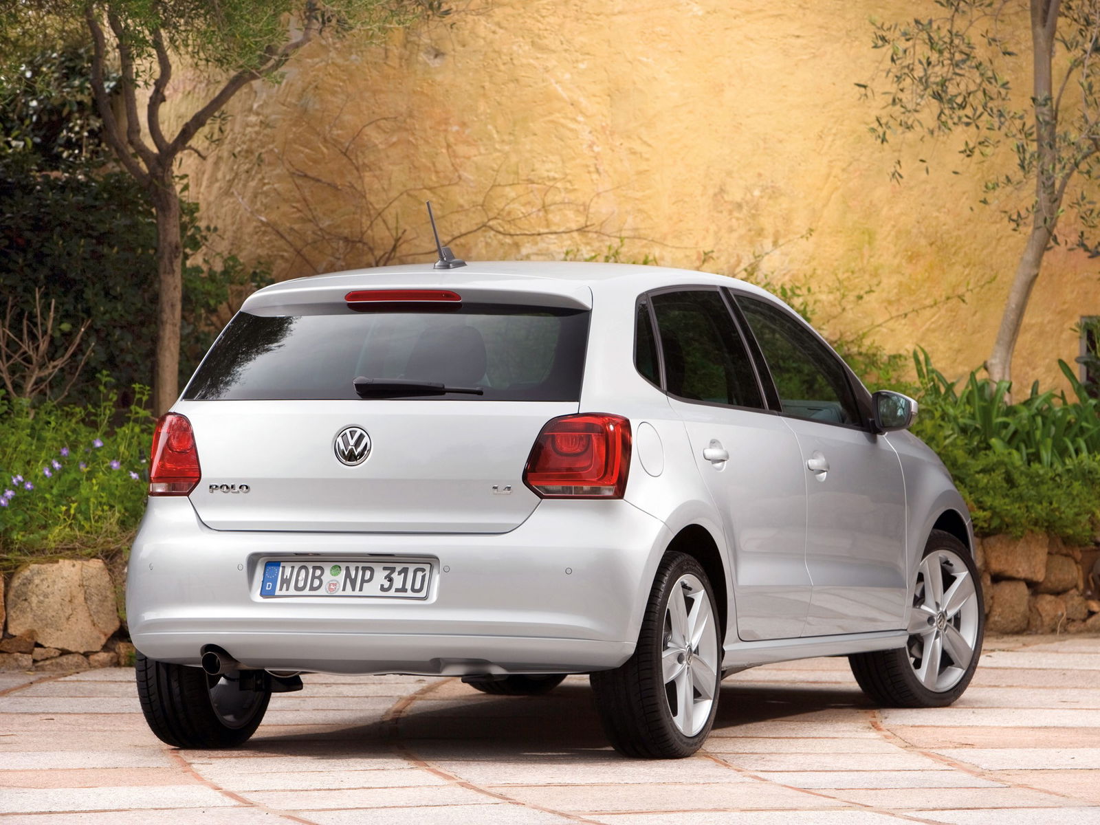 VW Polo 2009 С…СЌС‚С‡Р±РµРє