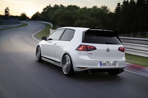 Volkswagen Golf GTI Clubsport Edition 40 Sets Wheels on British Soil