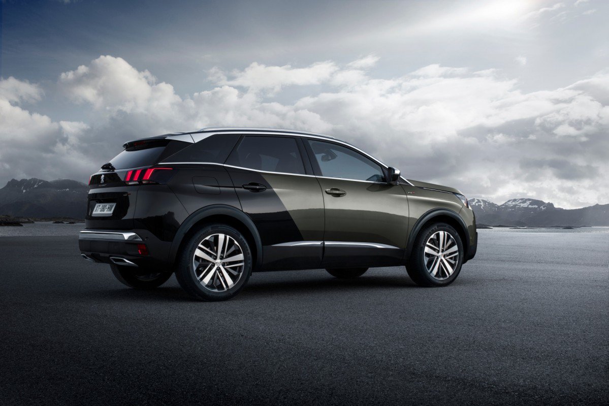 Range Topping 3008 Gt Adds Sporty Flair To Peugeot S New Suv