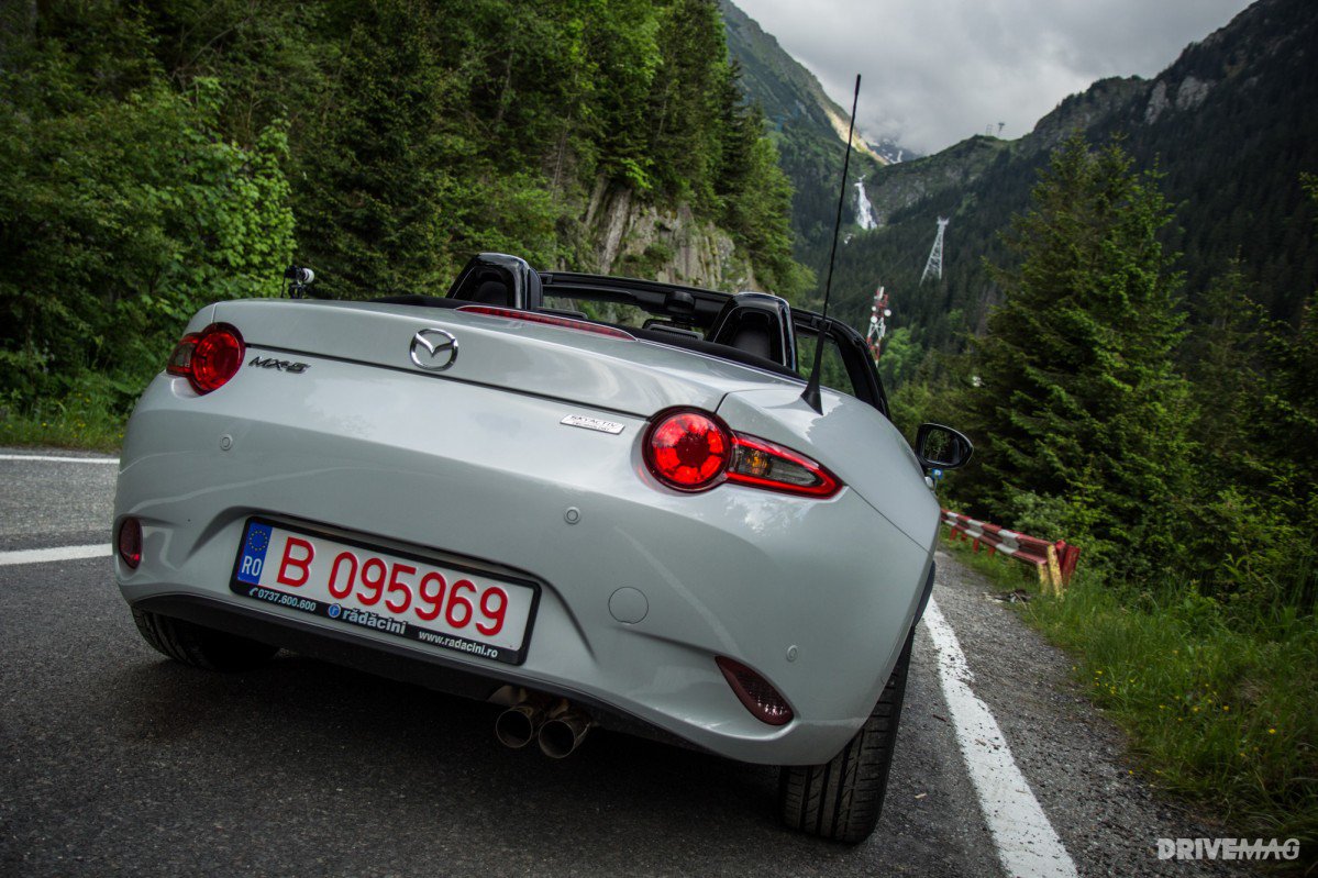 16 Mazda Mx 5 2 0 Skyactiv G 160 Test Drive Fun Comes Standard