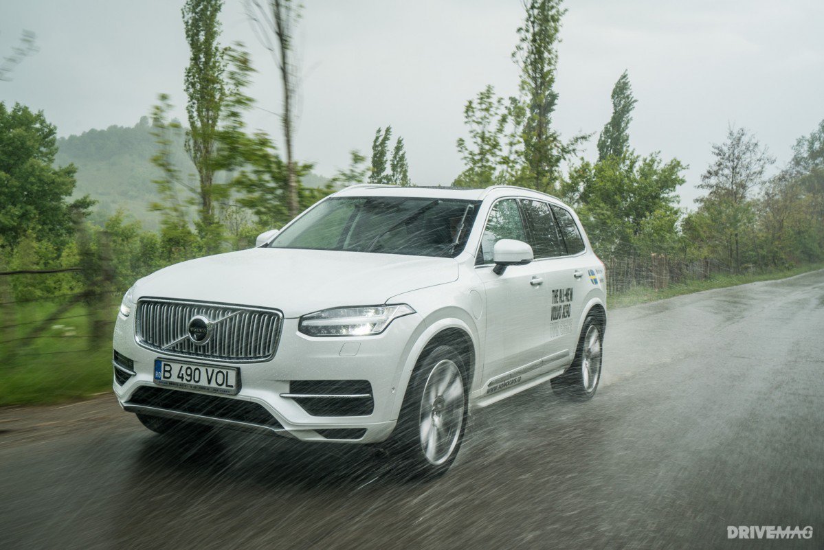 2016 Volvo Xc90 T8 Twin Engine Test Drive Gentle Giant