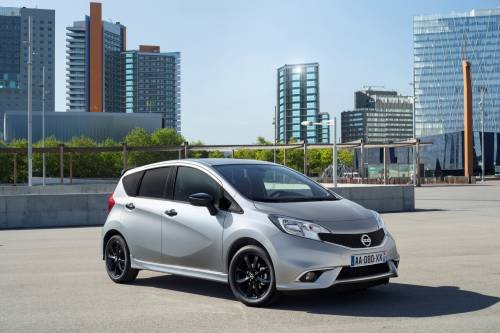 Nissan Note Black Edition Gets a Taste of the Dark Size