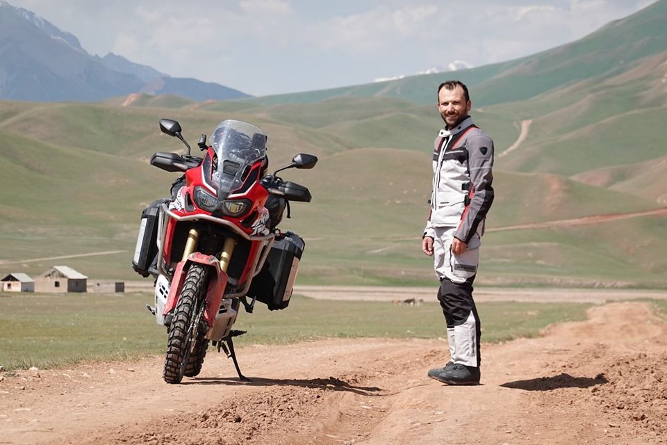 africa twin pamir