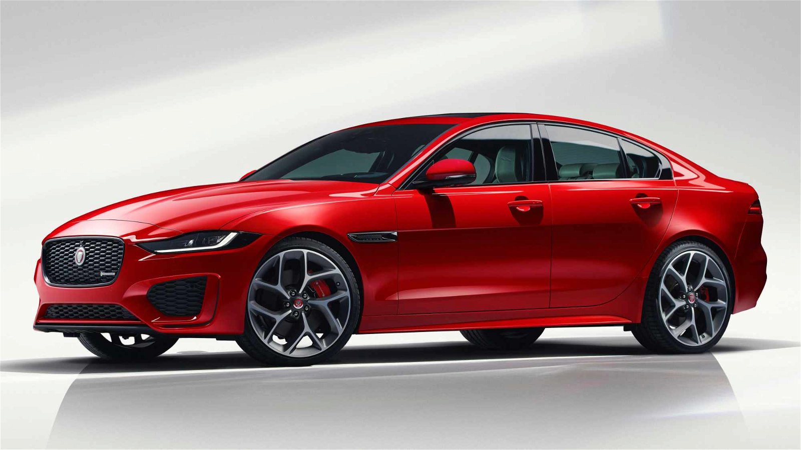 jaguar-xe-facelift-2019 2