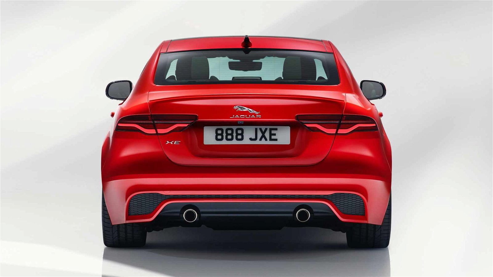 jaguar-xe-facelift-2019 9