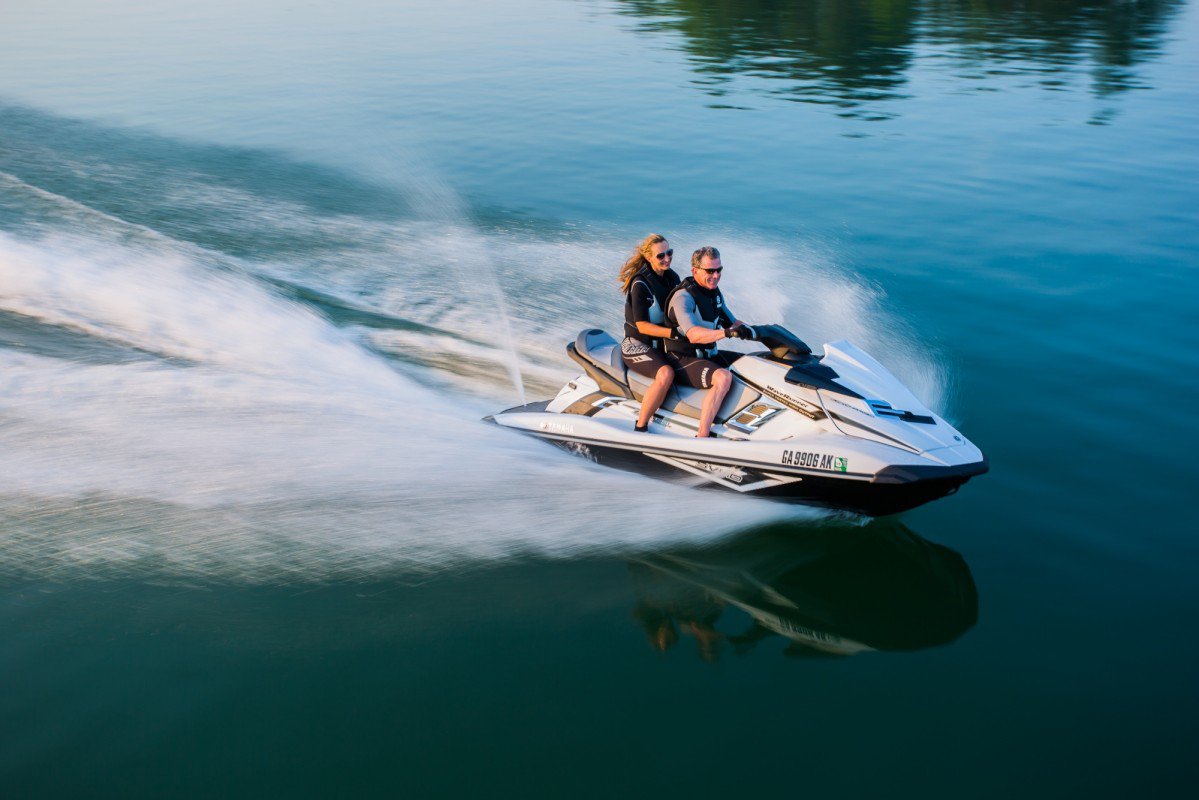 Yamaha FX Cruiser SVHO Is the Fastest WaveRunner Money Can Buy