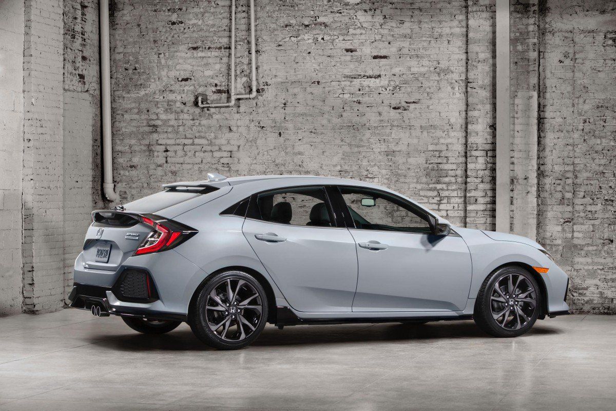 Honda Reveals US-bound 2017 Civic Hatchback With Turbo Power And Opti...