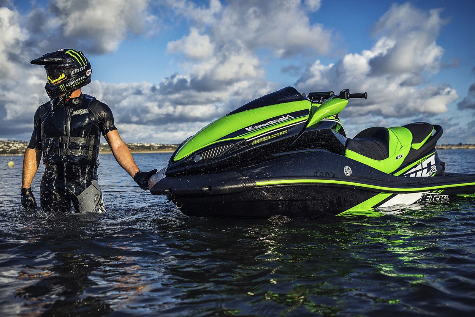 A rare photo of the new Kawasaki Jetski in dev, Shhhhhh ;) [4