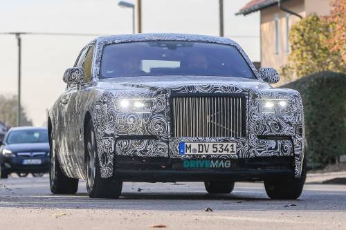 2018 Rolls-Royce Phantom Wears Camo Like a Venetian Mask