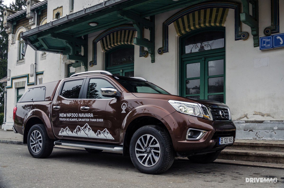 2016 Nissan Navara NP300 190 PS Tekna AT Test Drive - Tech ...