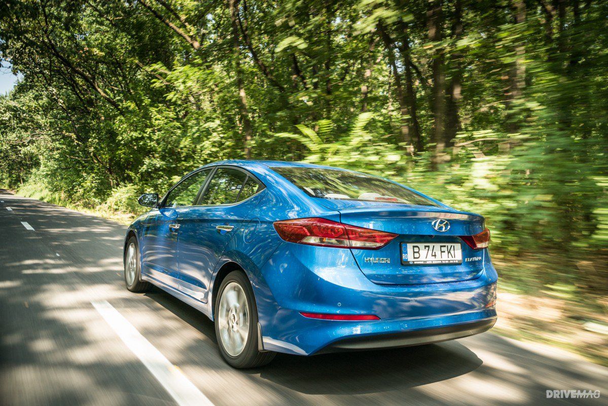 2016 Hyundai Elantra 1 6 Crdi Elite Review Aiming High Er