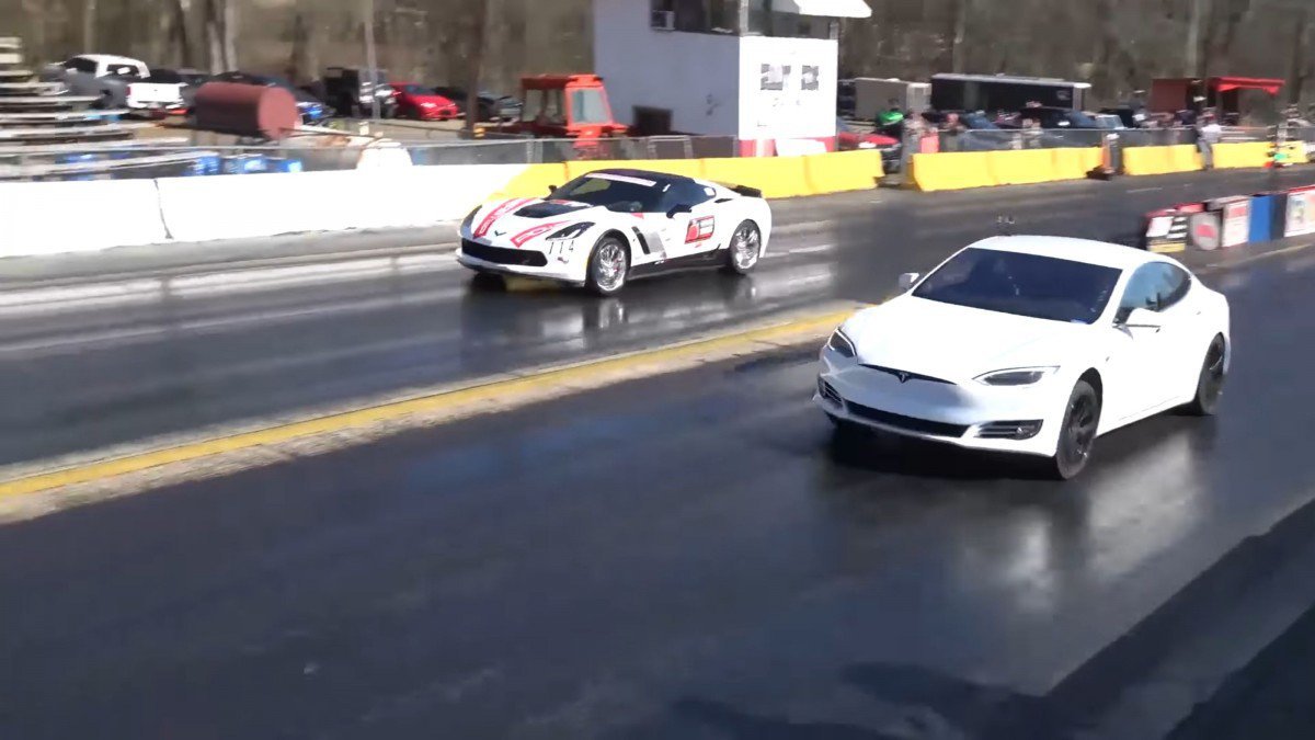 watch a tesla model s p100d drag race z06s and hellcats