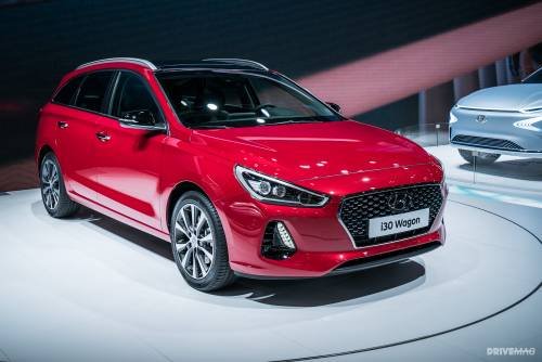 2017 Hyundai i30 Wagon First Contact: Family Fit with Improved Materials in Geneva