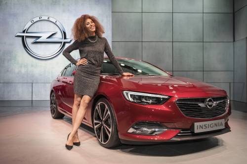 2017 Opel/Vauxhall Insignia First Contact: Wolfsburg, Watch Out!