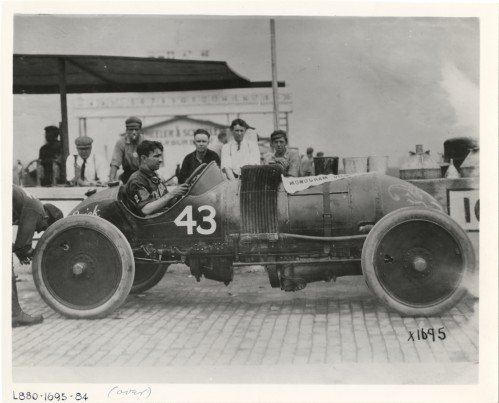 4 amazing race cars made famous by Louis Chevrolet