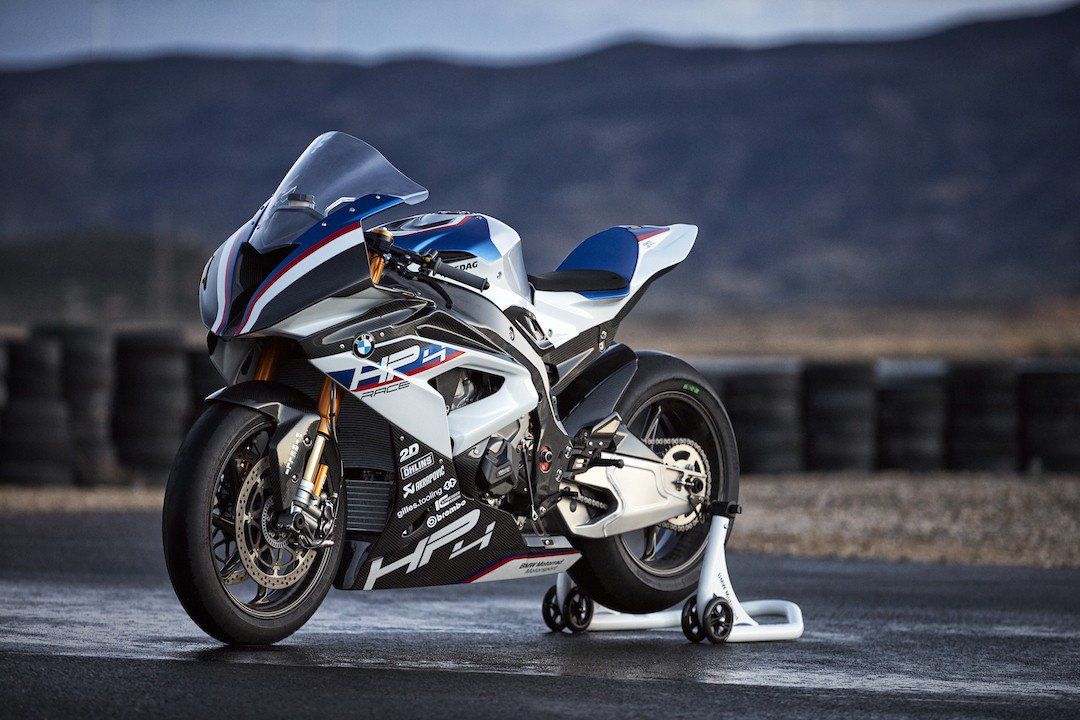 2017 BMW HP4 Race Revealed - Mind-blowing!