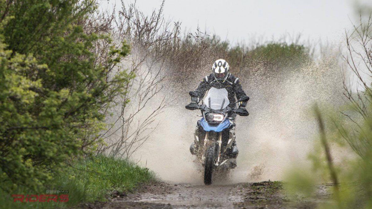 2017 BMW R1200GS Review - Old vs. New Off-Road Test