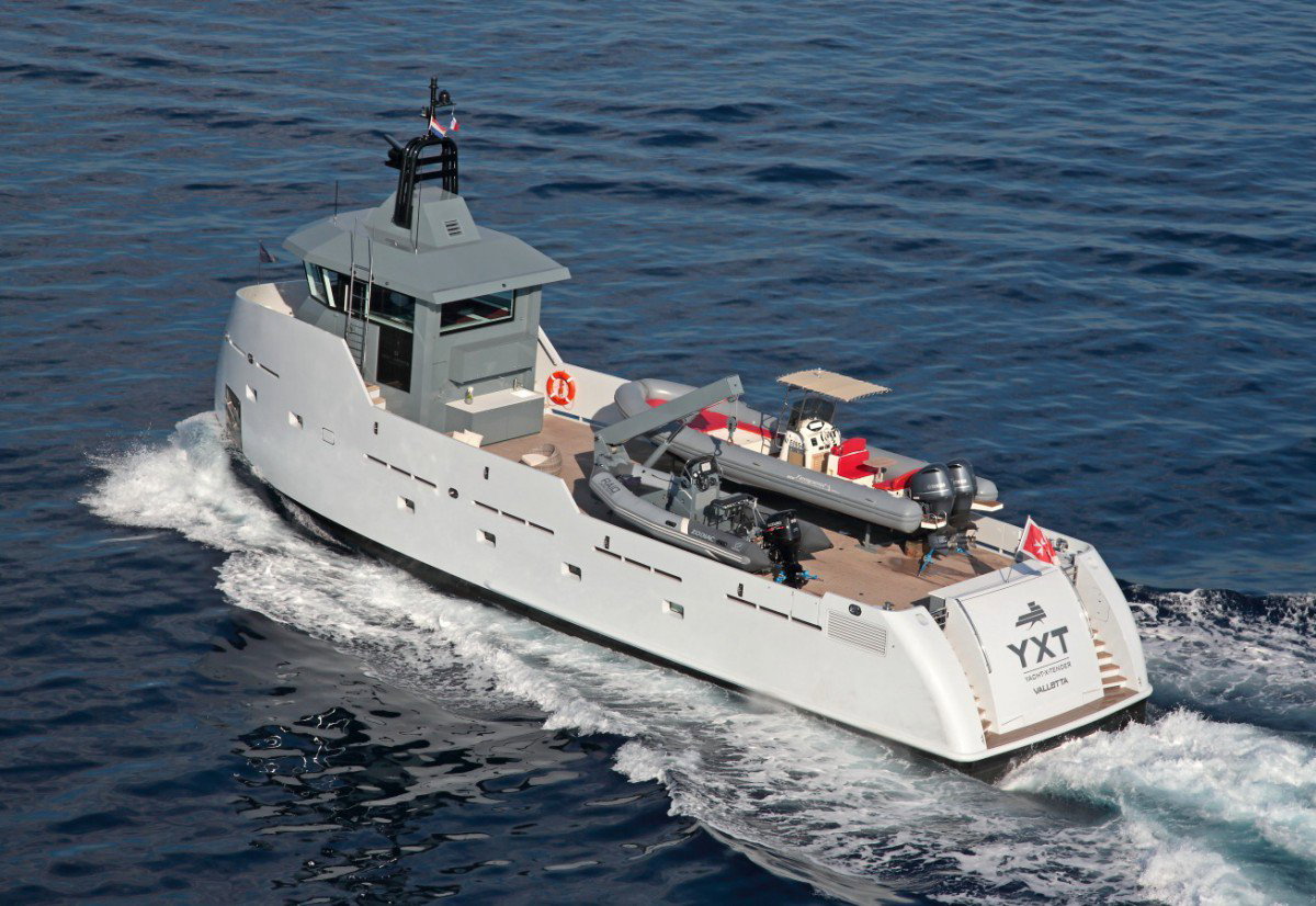 small yacht support vessel