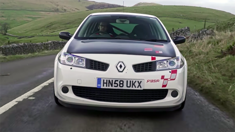 Hardcore Hot Hatch Comparo Renault Megane R26r Versus Vw Golf Gti Cl