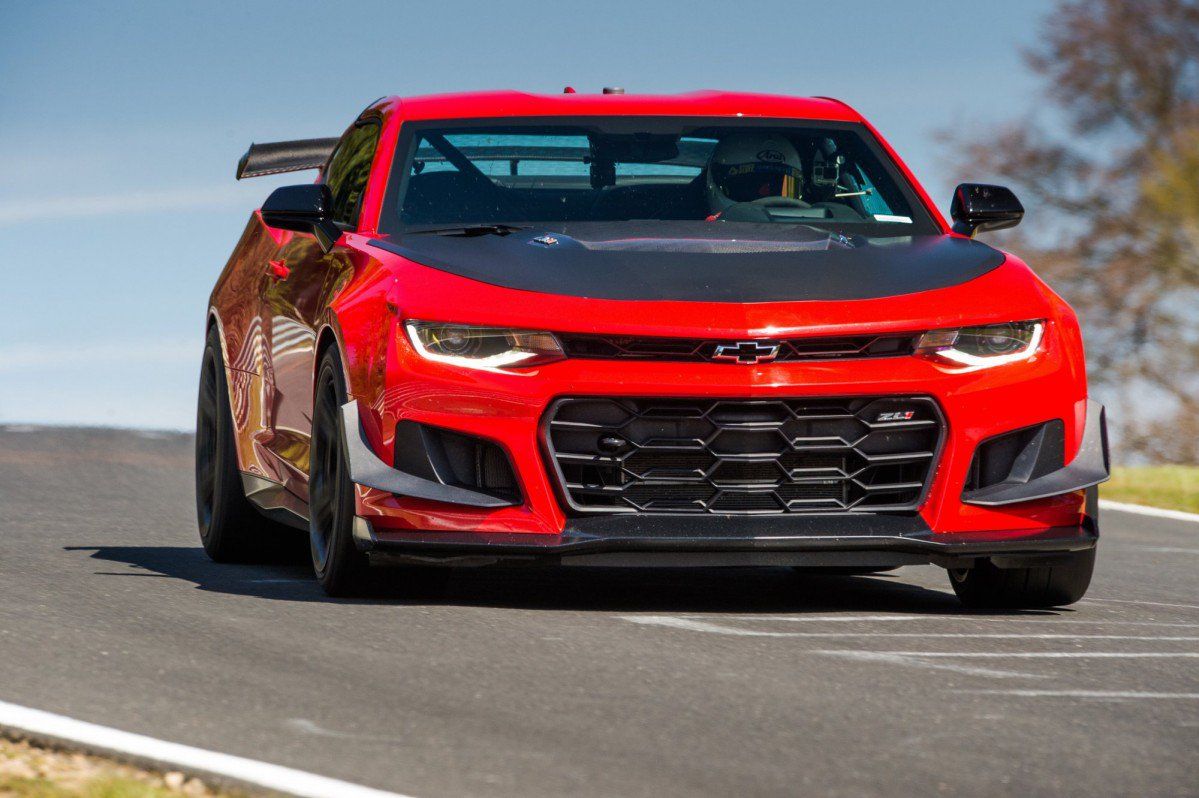 2018 Chevrolet Camaro ZL1 1LE fastest Camaro ever on the Nürb...