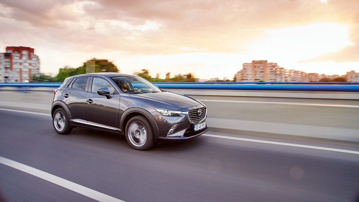 17 Mazda Cx 3 2 0 Skyactiv G 1 Fwd Test Drive Beauty Is A State