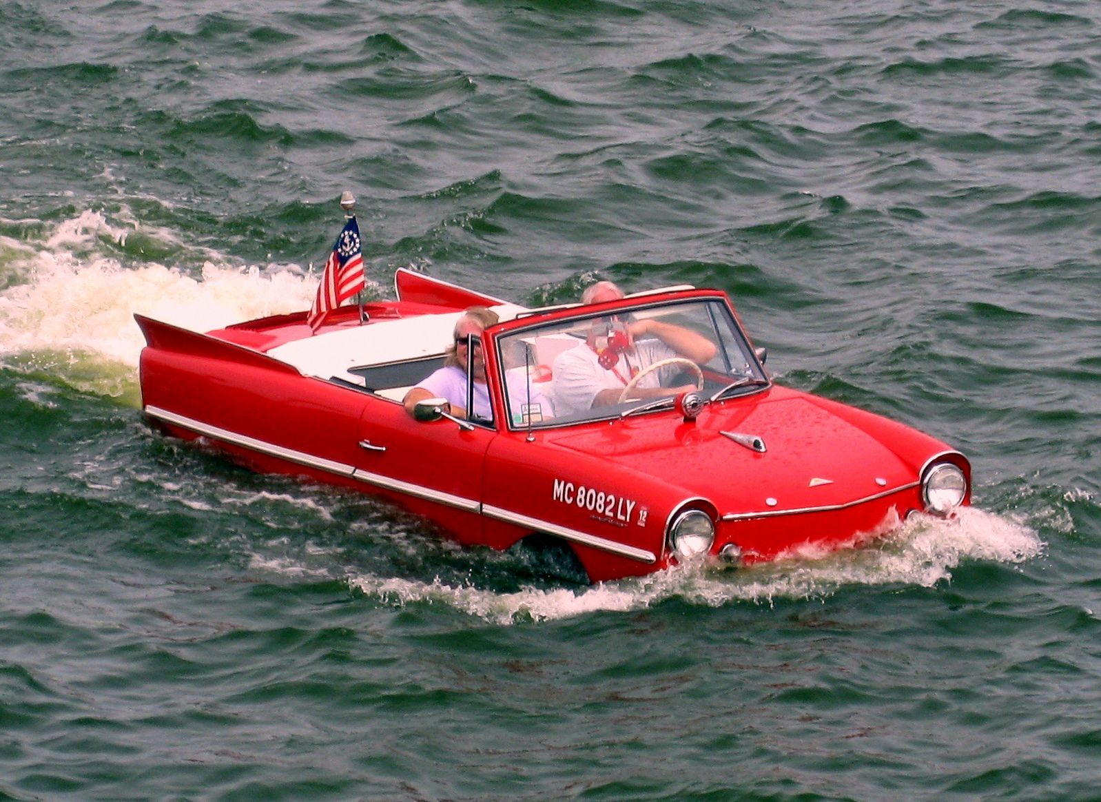 Amphicar Model 770: Is it a car? Is it a boat? | DriveMag Boats