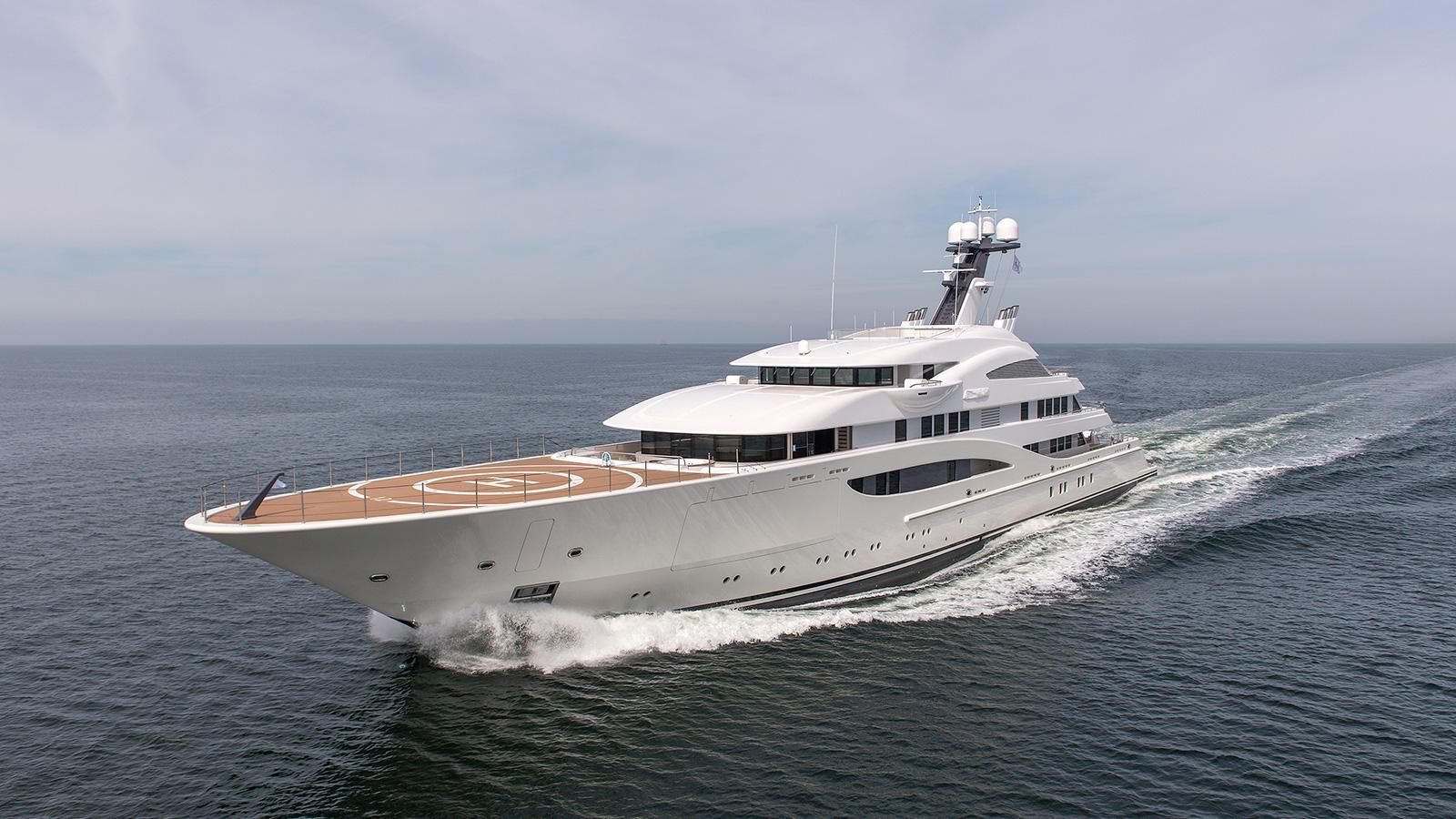 sasha yacht