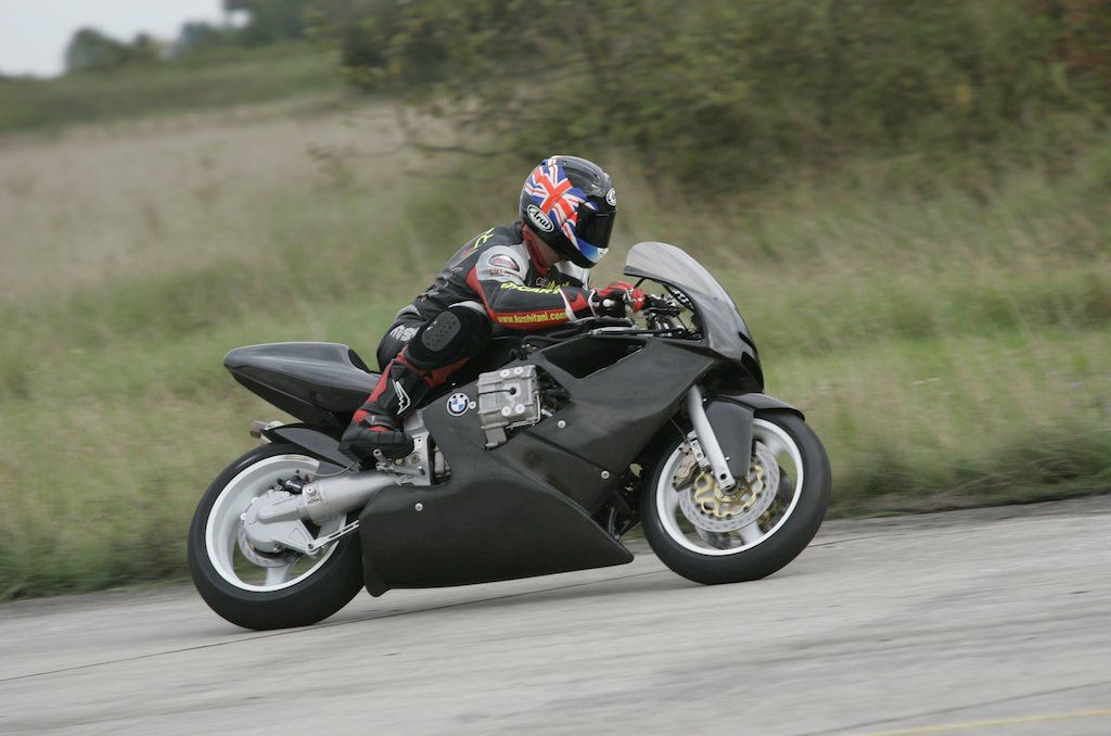  BMW  BOXER R1  DESMO Test Stillborn Superbike