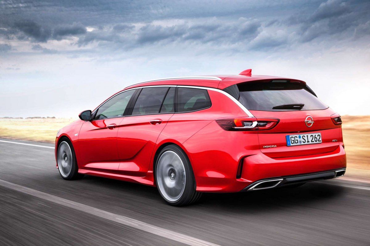 Opel Insignia Gsi Sports Tourer Comes To Life With 210 Hp Biturbo Die