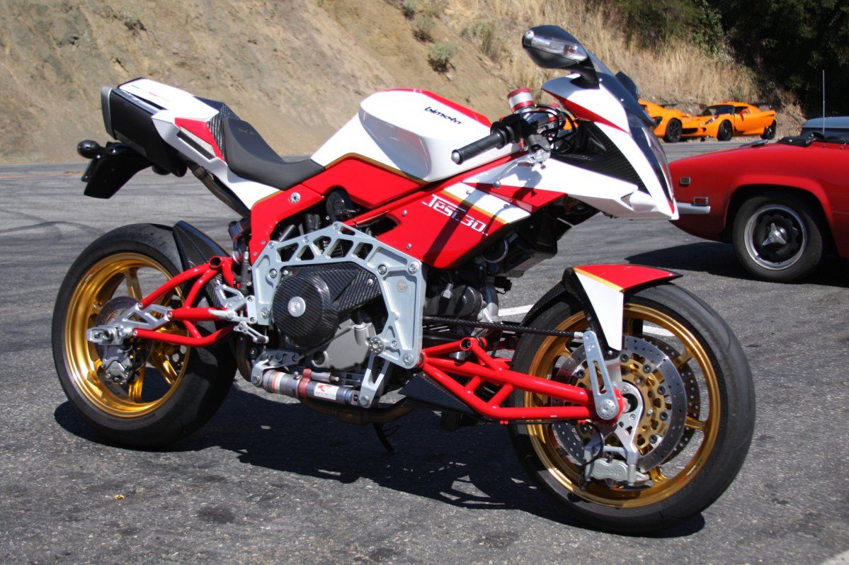 Three unconventional motorcycle suspension systems that surprisingly...