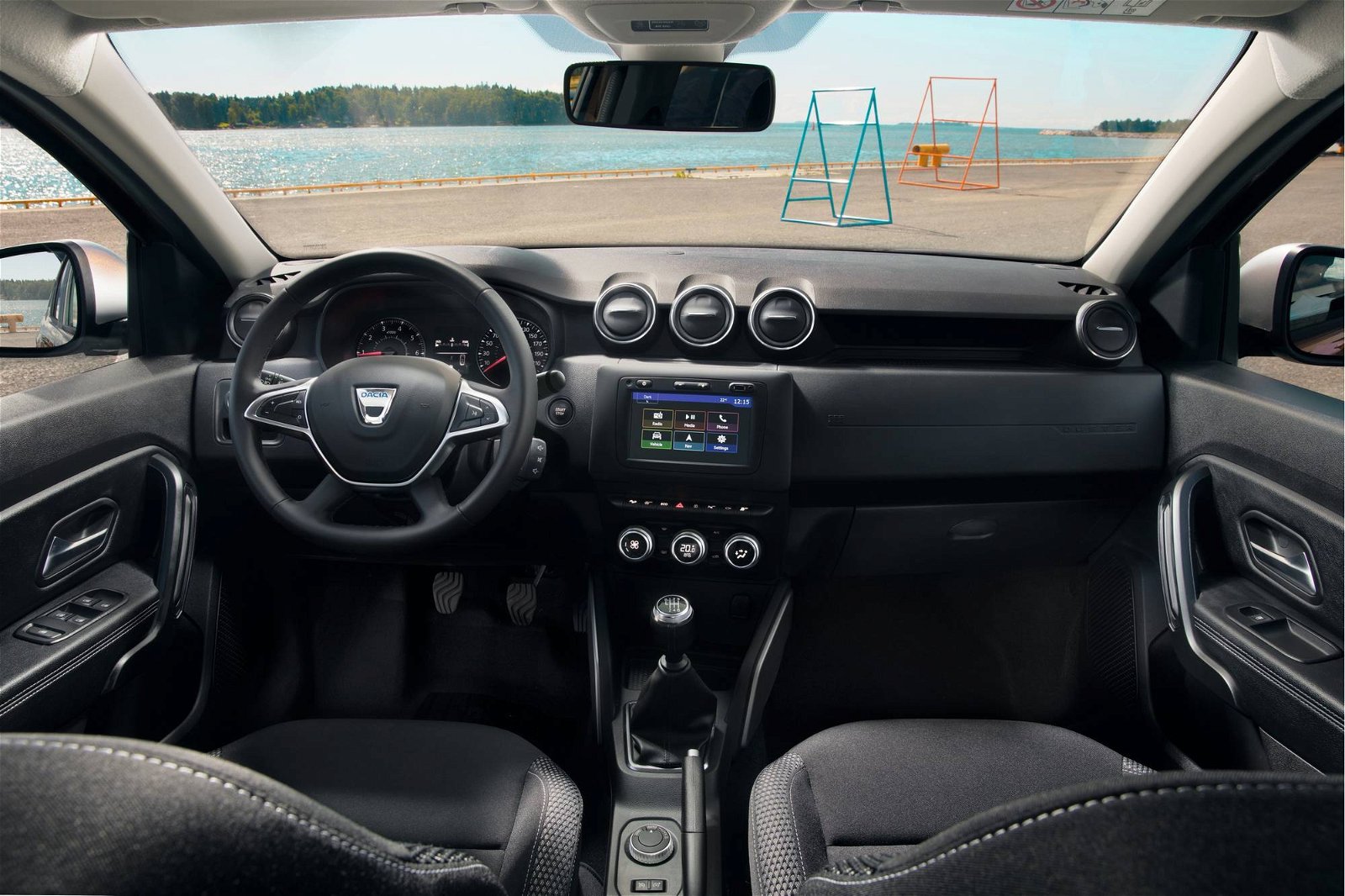 Dacia Duster 2017 dashboard