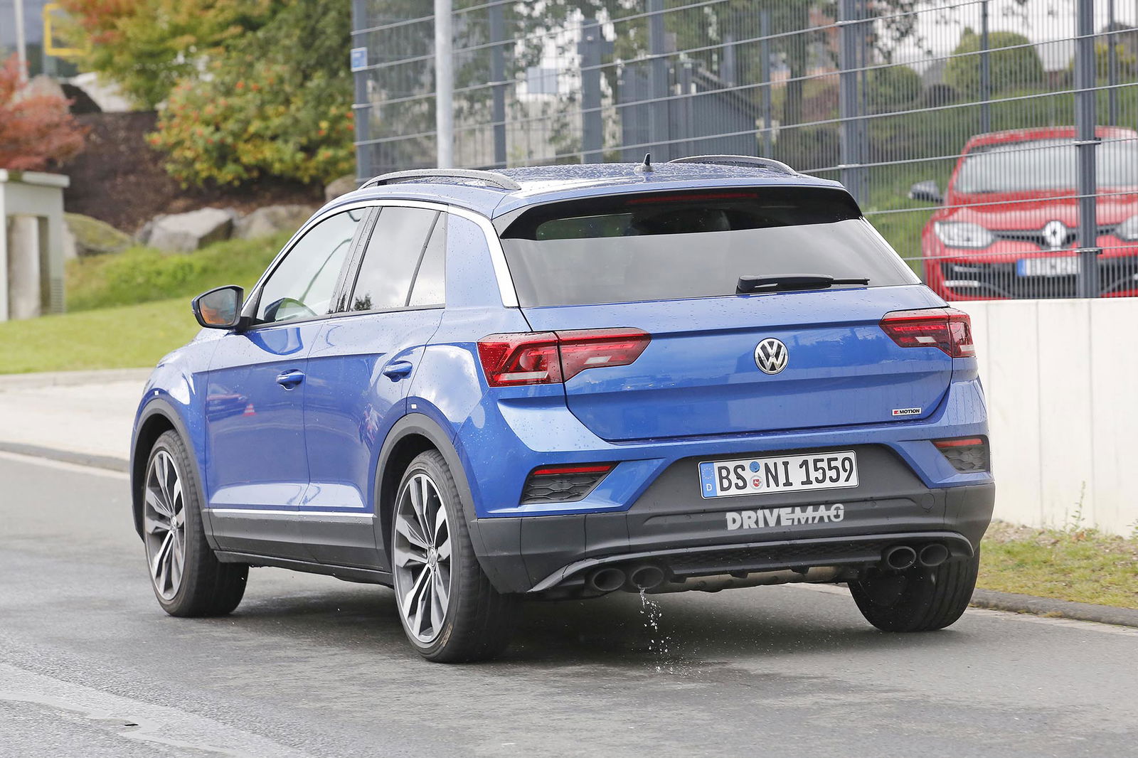 VW T-Roc R first spy shots | DriveMag Cars