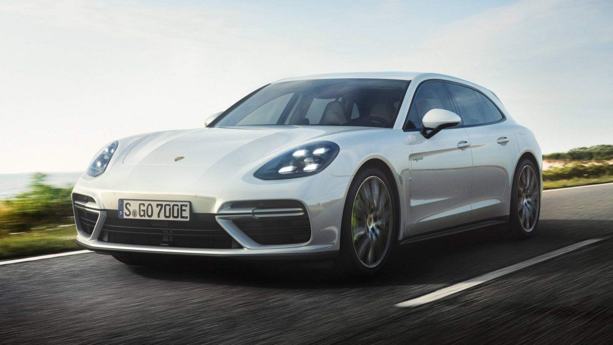 2018 Porsche Panamera Turbo S E Hybrid Sport Turismo Is A 680 Hp Phev