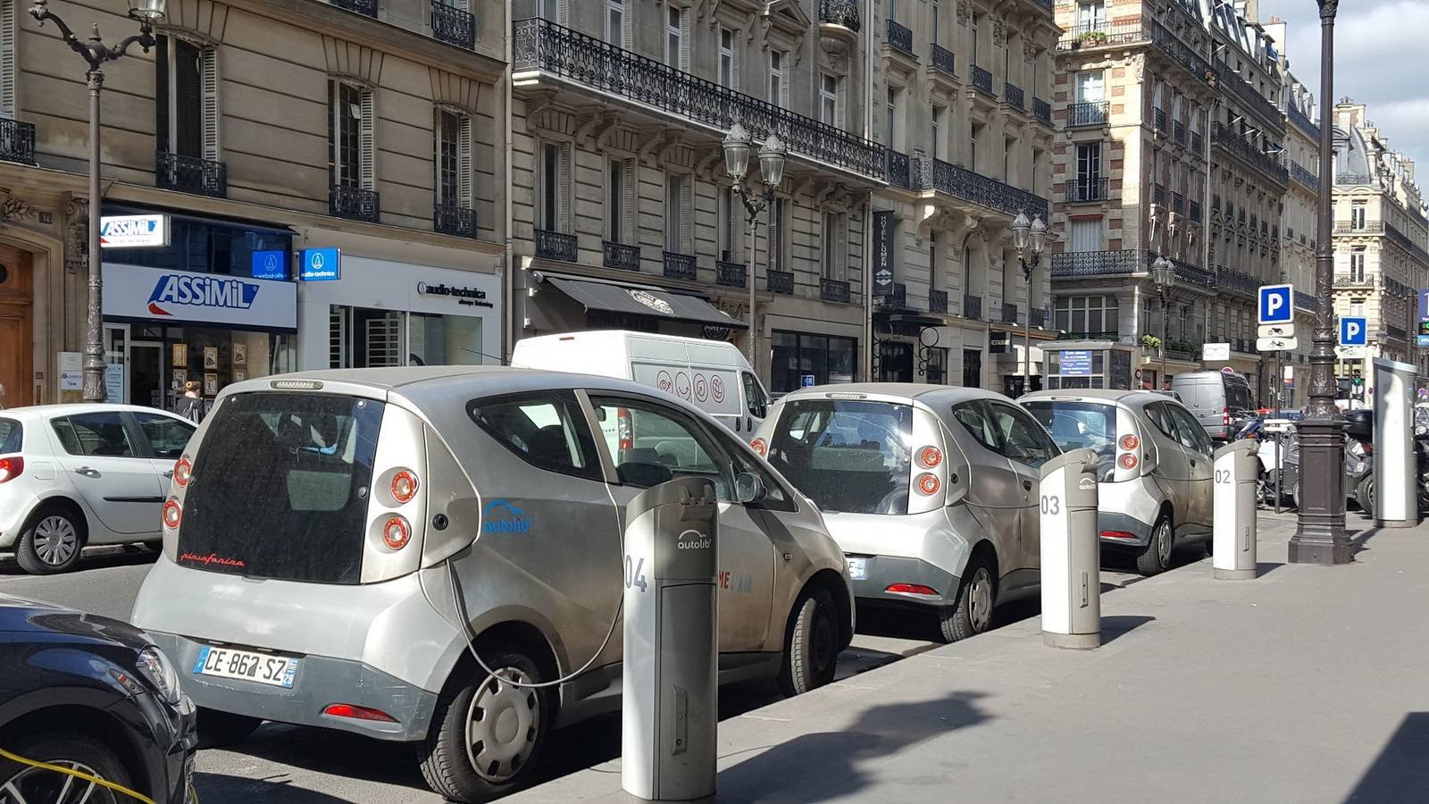 Electric cars parking in Paris