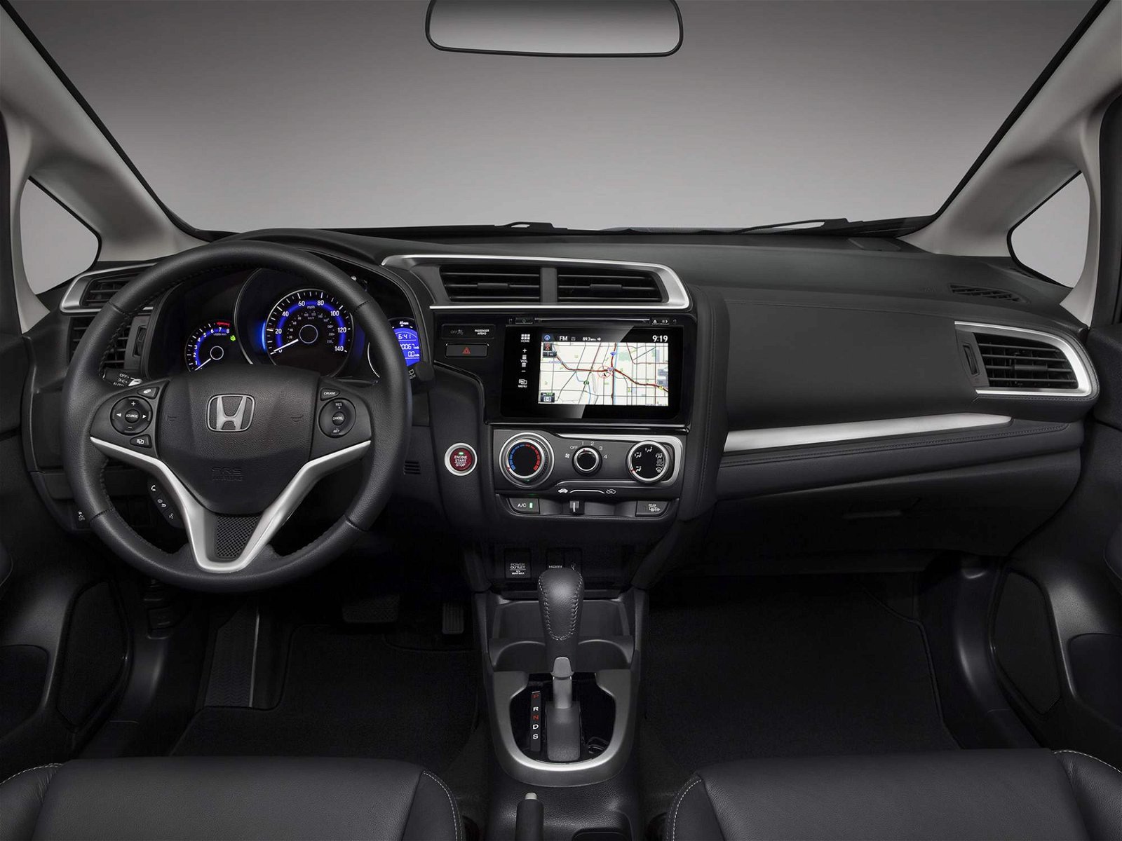 2017-Honda-Fit-interior